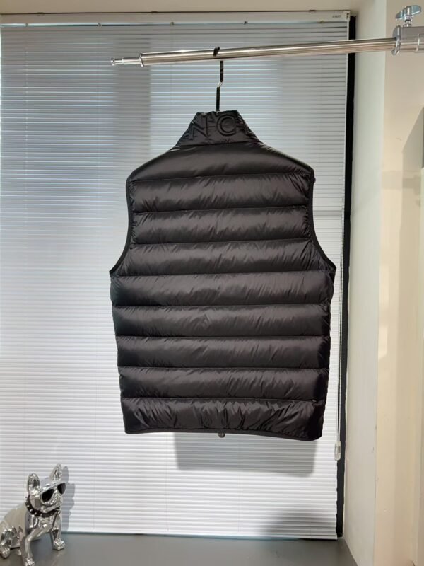 MNCLR Quilted Zip Gilet