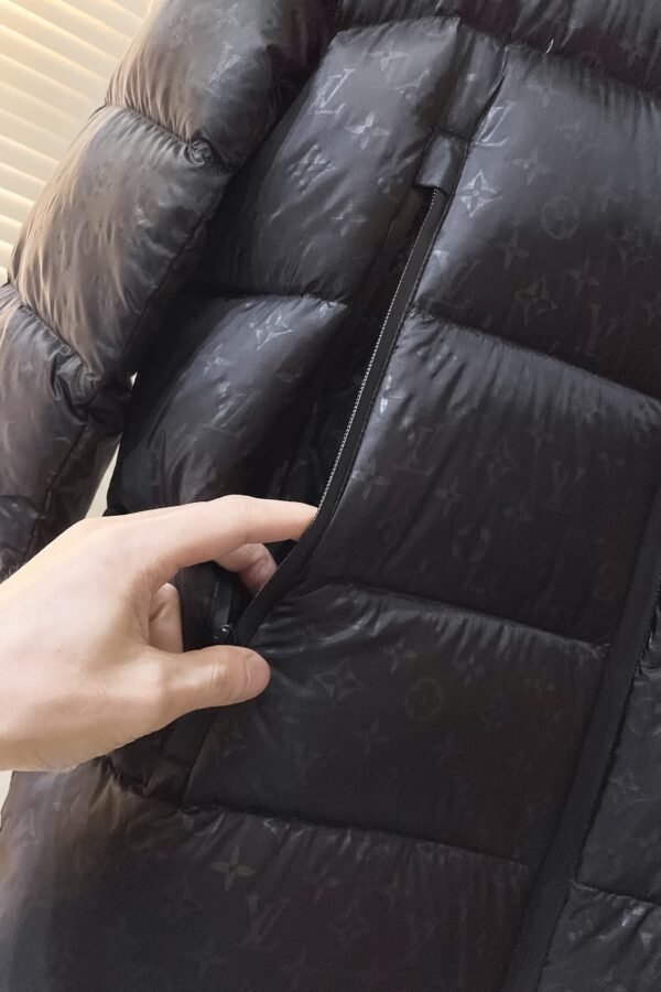 LVE Padded Hooded Jacket – Black