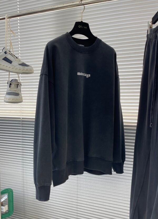 BLNCG Men's Black Crewneck Jumper