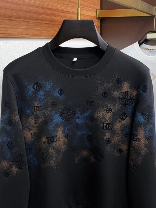 200a7e92 DG Black Crew Neck Jumper