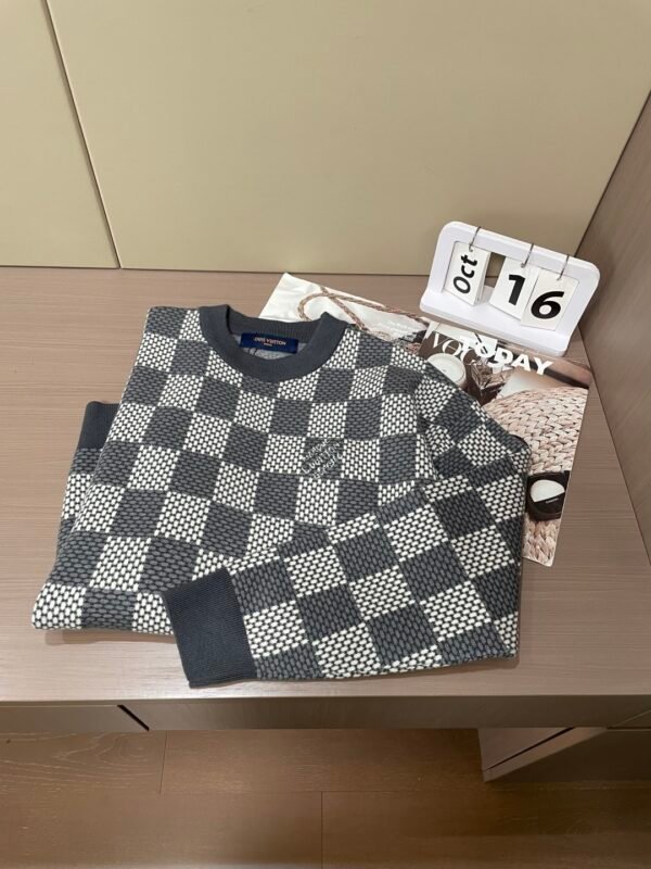 LVE Check Pattern Knit Jumper - Grey