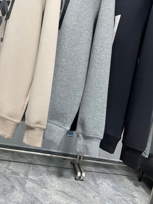 2458a9e1 HRMS Crew Neck Jumper