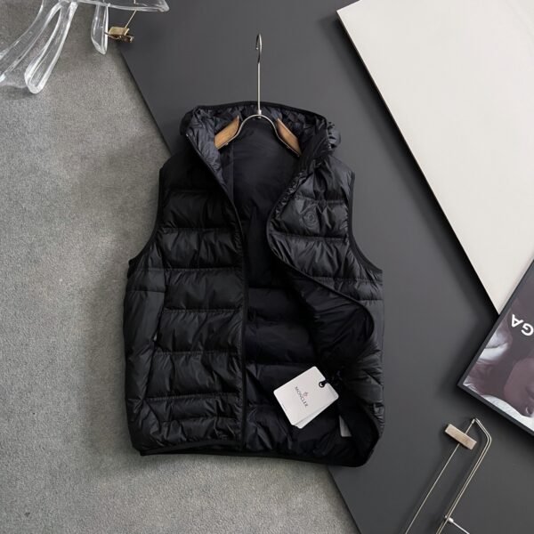 MNCLR Puffer Gilet - Black