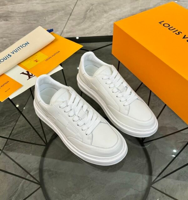 3 LVE All White Low-Top Trainers