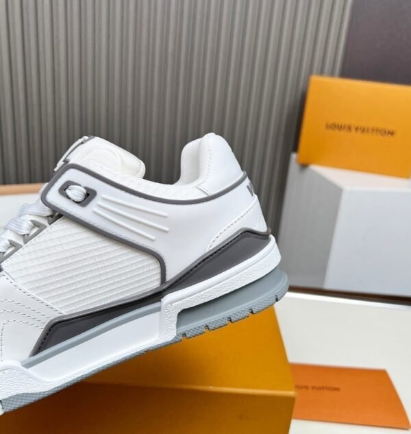 LVE Streetwear Trainer Sneaker – White Grey Edition