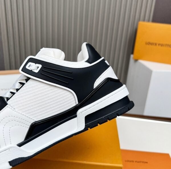 LVE Streetwear Trainer Sneaker – White Black Edition