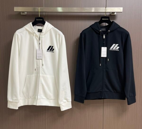 3 BLNCG Logo-Print Zip-Up Hoodie - Black