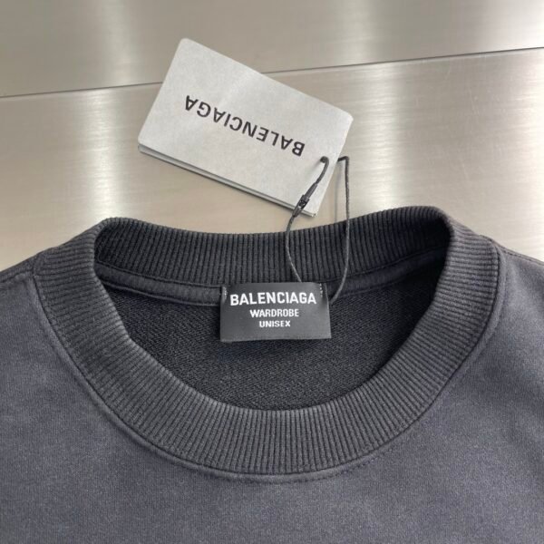 BLNCG Men's Black Crewneck Jumper