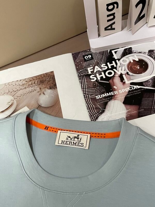 HRMS Graphic Appliqué Jumper – Mint Blue