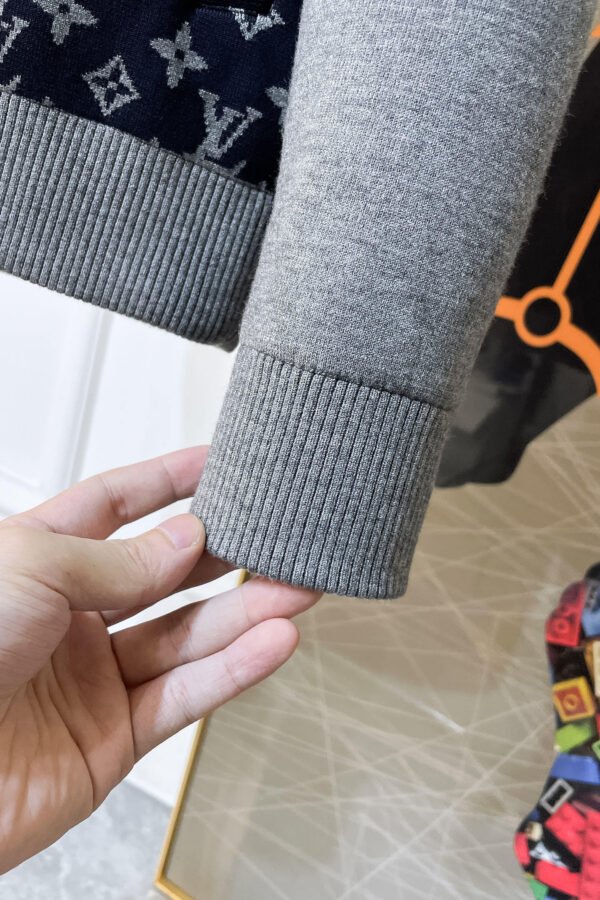 LVE Monogram Panelled Zip-Up Knit Jacket – Navy/Grey