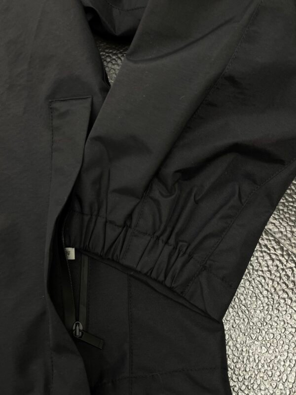 CD Zip-Up Jacket - Black