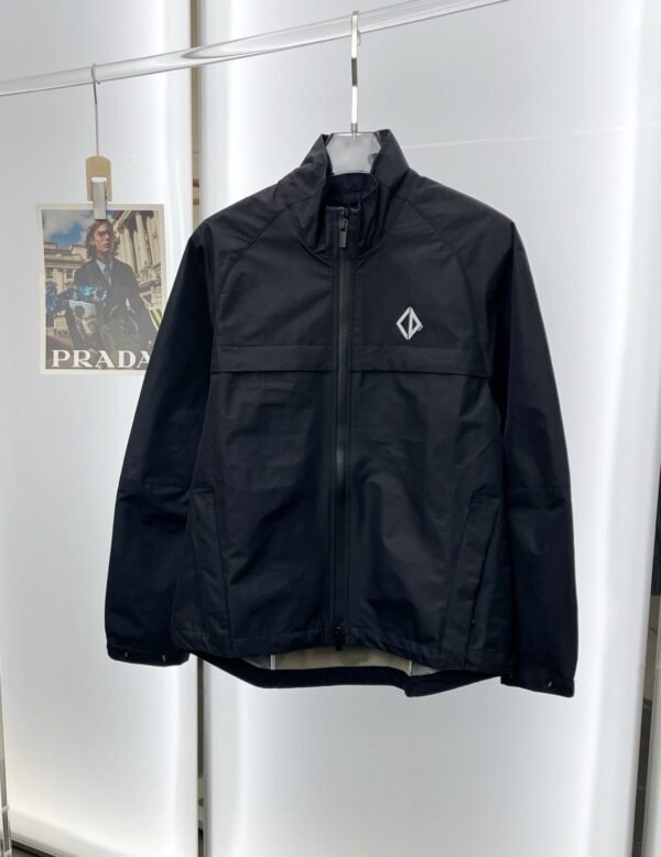 CD Zip-Up Jacket - Black