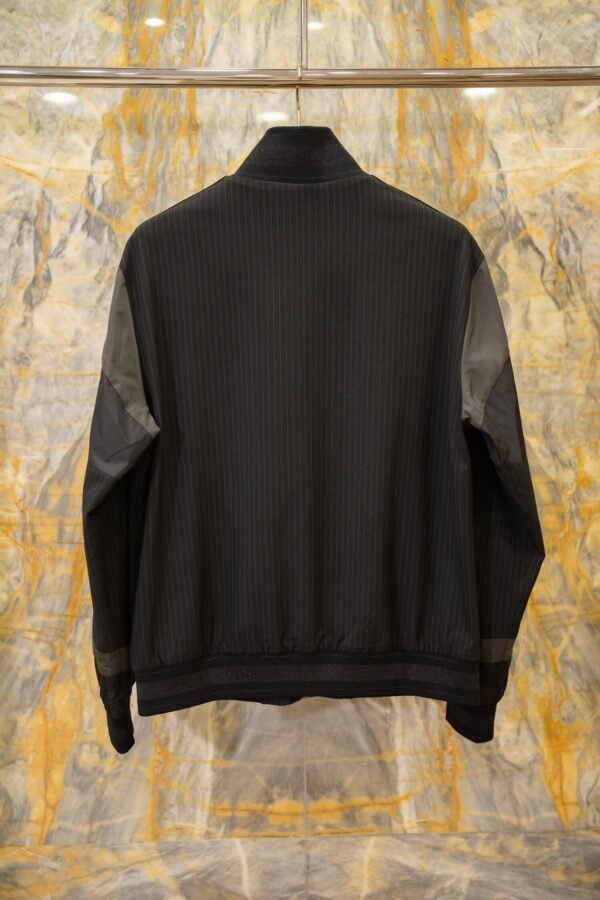 37019043 DG Full Zip Jacket - Black