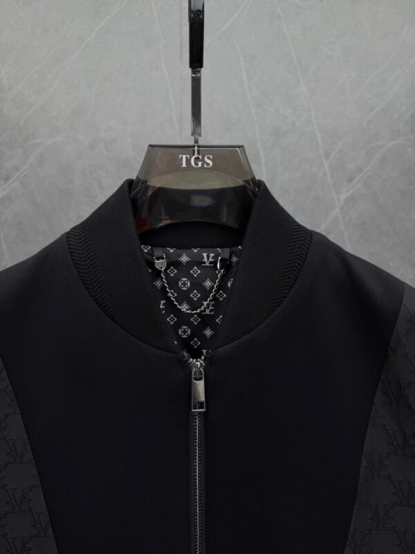 LVE Zip-Through Jacket – Black