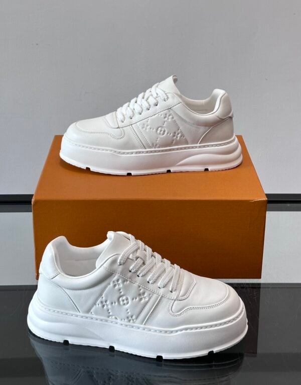 4 LVE Men’s White Luxury Low-Top Trainers