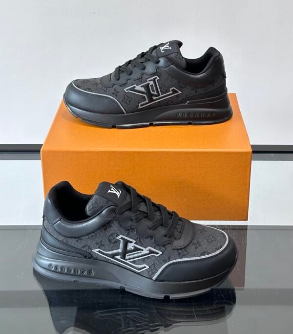 LVE Monogram-Style Low Trainers - Black