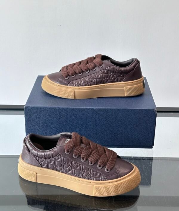 DXR CD Low-Top Oblique Leather Trainers – Brown Gum