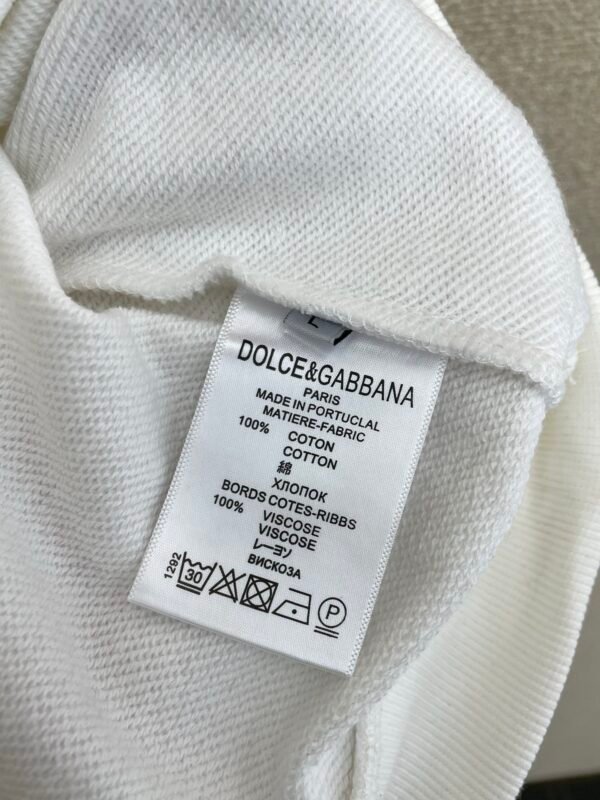 DG Crest Embroidered Crew Neck Jumper