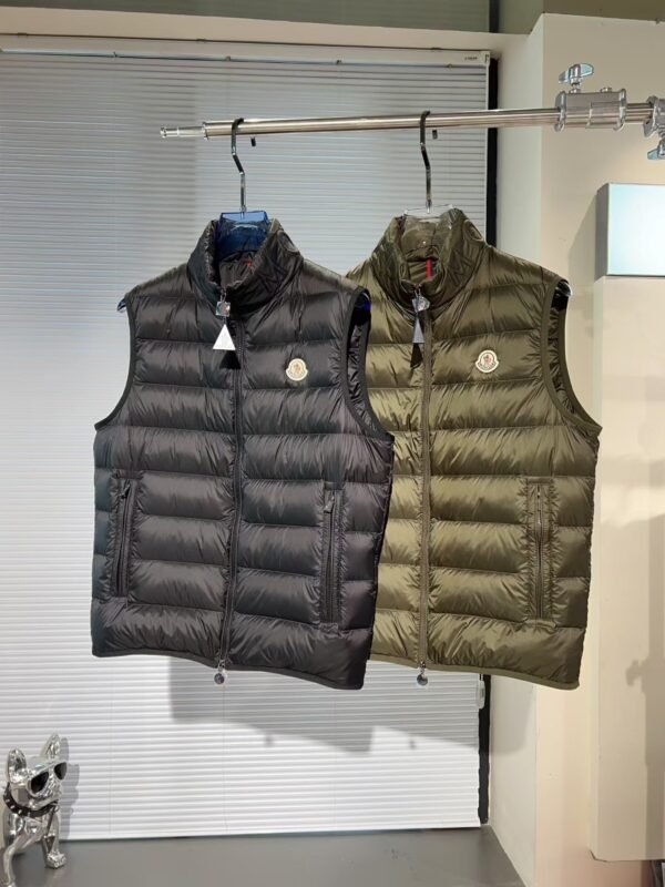 MNCLR Quilted Zip Gilet