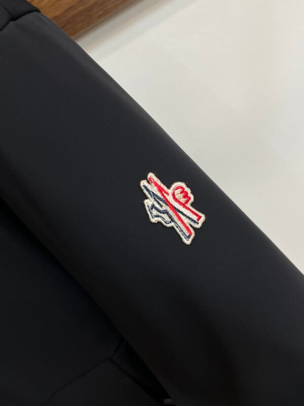 MNCLR Hooded Zip Jacket - Black