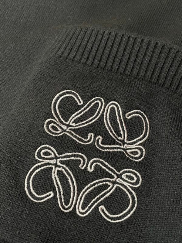 LWE Pocket Logo Crew Neck Jumper - Black