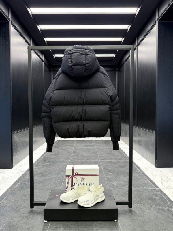 MNCLR Hooded Puffer Jacket - Black