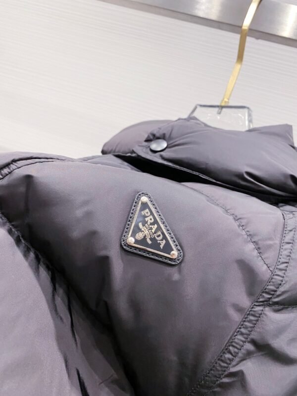 PRDA Hooded Puffer Jacket with Logo Patch - Black