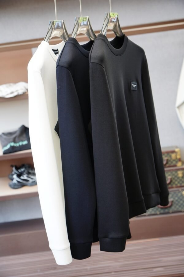 DG Crew Neck Jumper - Navy Blue