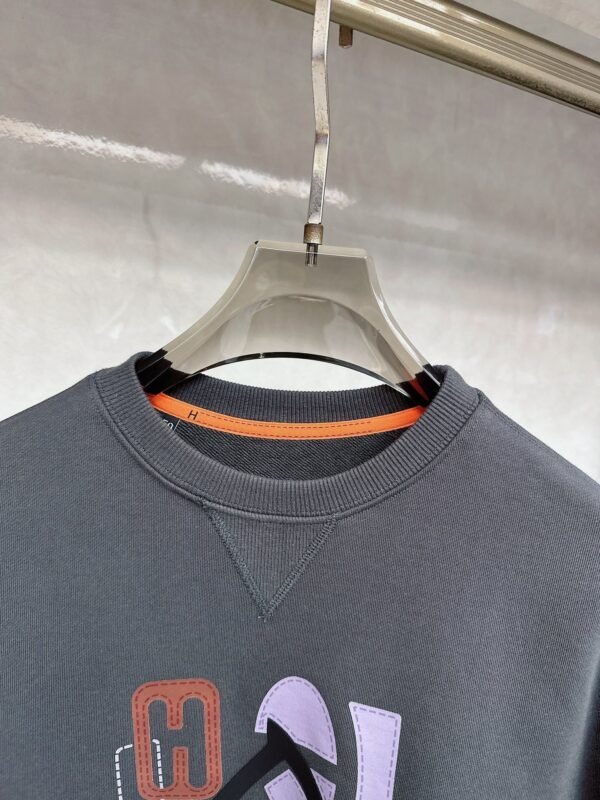 HRMS Graphic Appliqué Jumper – Grey