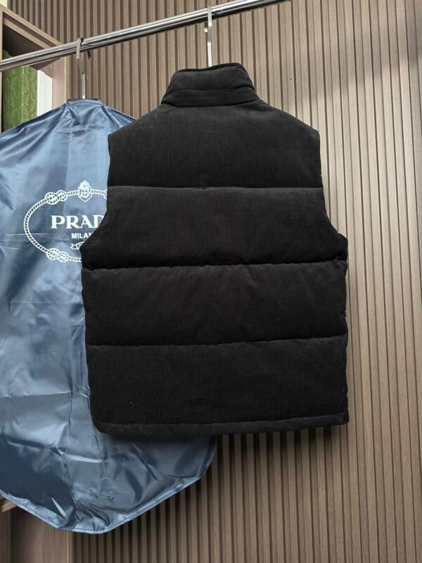 PRDA Quilted Gilet with Logo Patch - Black