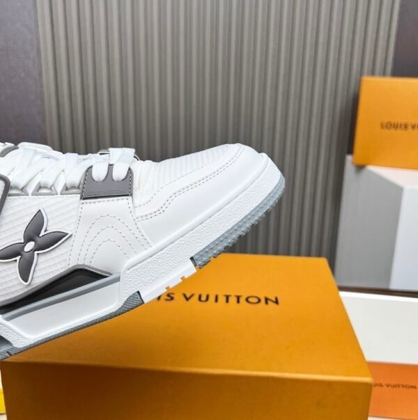 LVE Streetwear Trainer Sneaker – White Grey Edition