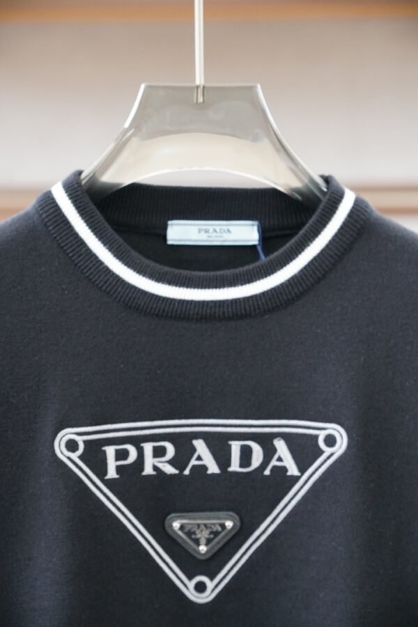 PRDA Crew Neck Jumper - Black