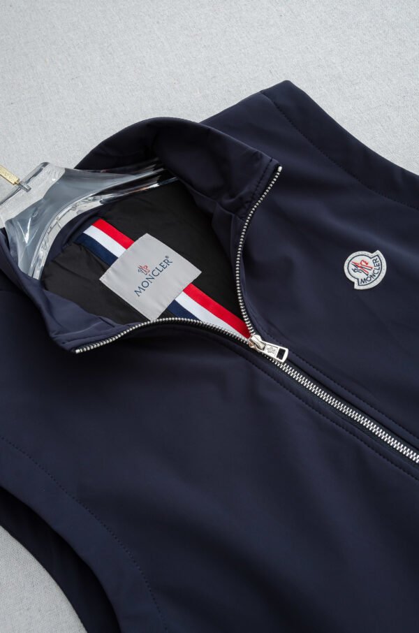 MNCLR Logo Patch Zip Gilet