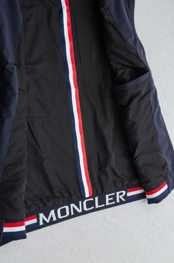 MNCLR Logo Patch Zip Gilet