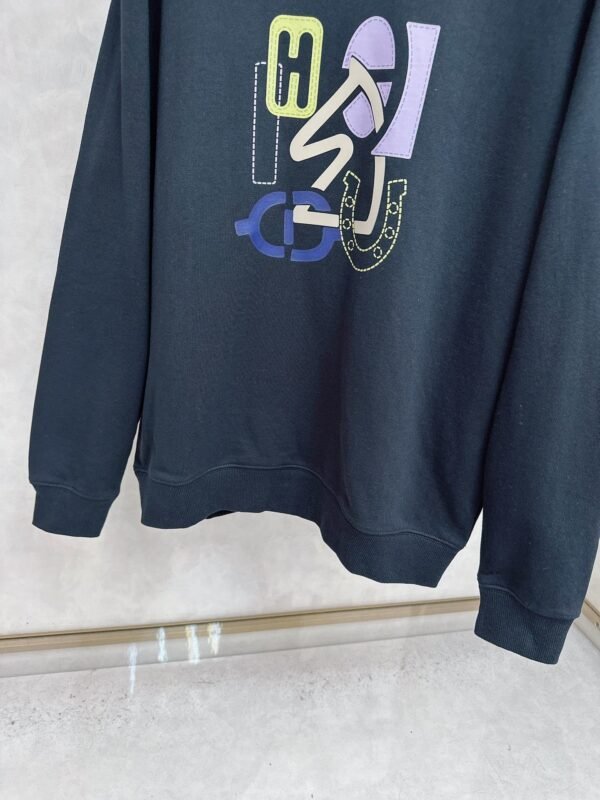 HRMS Graphic Appliqué Jumper – Black