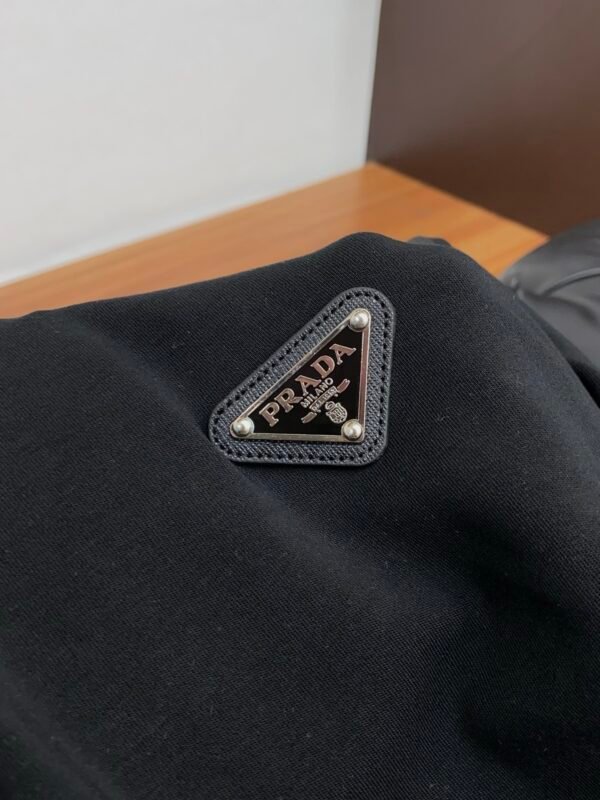 PRDA Crew Neck Jumper with Minimal Logo Patch