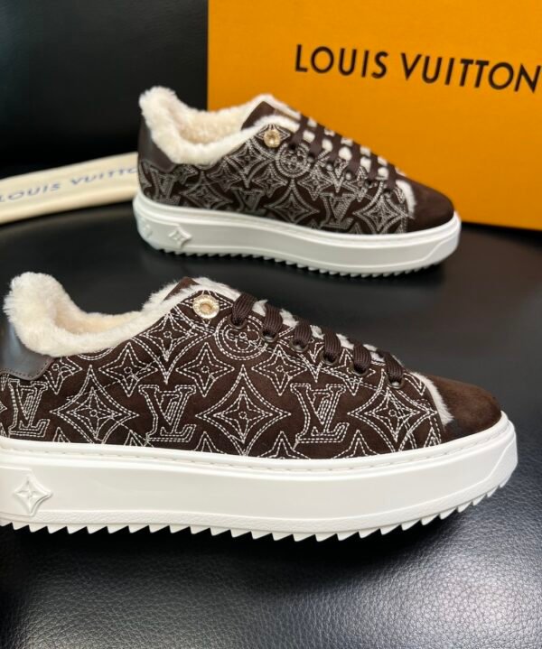 LVE Time-Out Monogram Suede Trainers - Brown