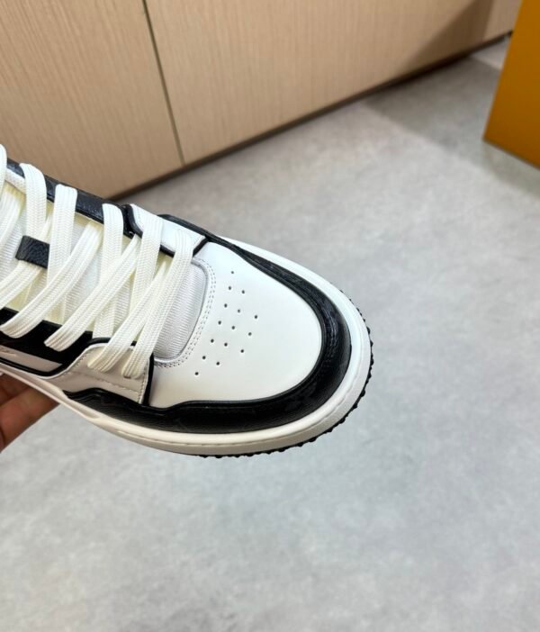 LVE White Black Casual Low Sneaker - Trainer Lines