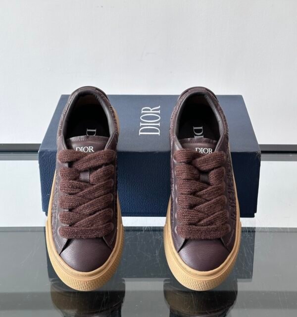 DXR CD Low-Top Oblique Leather Trainers – Brown Gum