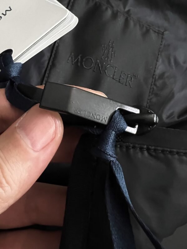 MNCLR Puffer Gilet - Black