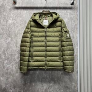 MNCLR Hooded Puffer Jacket - Green