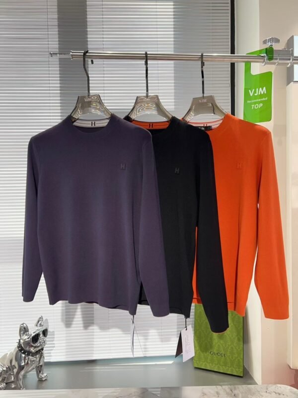 HRMS Crew Neck Jumper