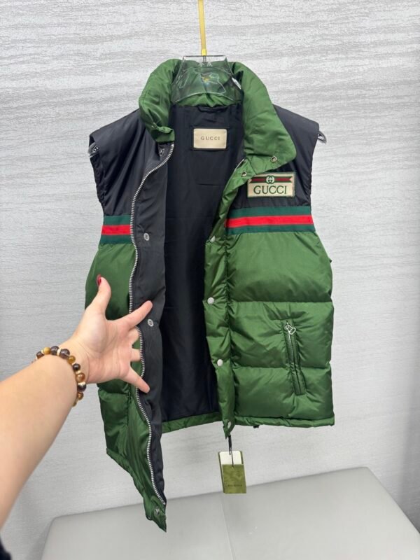 GCCI Padded Logo Gilet – Green