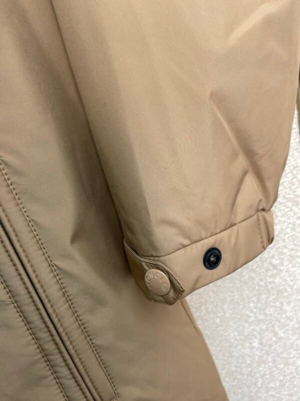 68a8bfa0 MNCLR Lightweight Padded Jacket - Stone Taupe