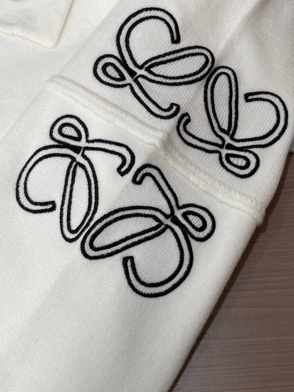 LWE Pocket Logo Crew Neck Jumper - White