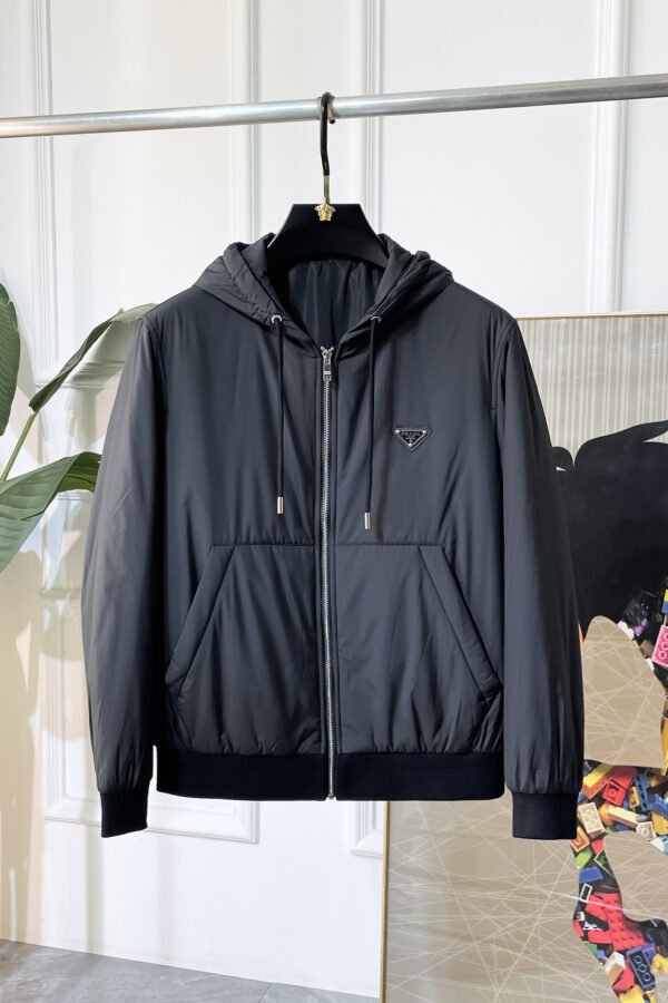 6f1094c4 PRDA Zip-Up Jacket