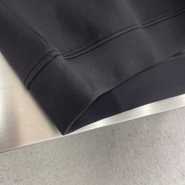 6fb8686d HRMS Appliqué Chest Patch Crew Neck Jumper - Black