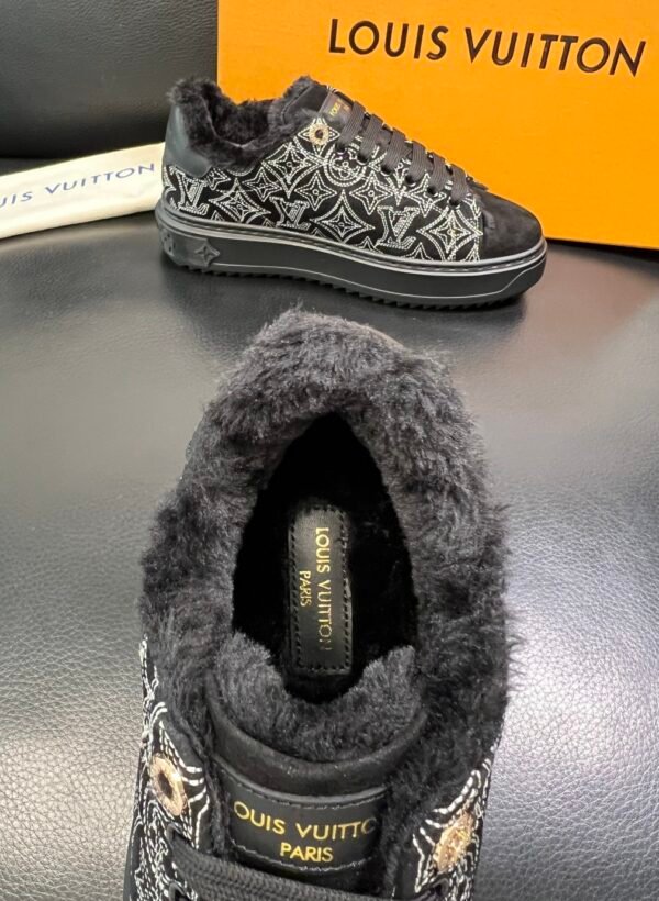 LVE Time-Out Monogram Suede Trainers – Black