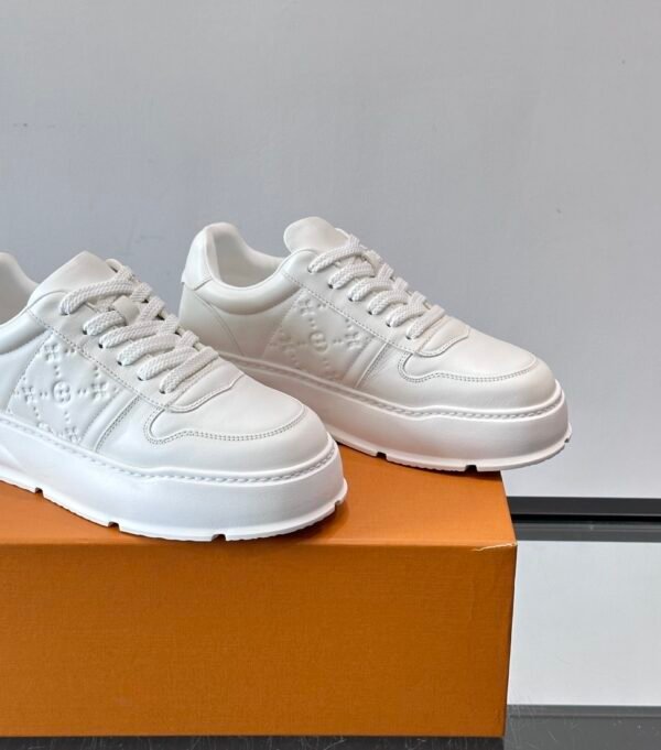 7 LVE Men’s White Luxury Low-Top Trainers