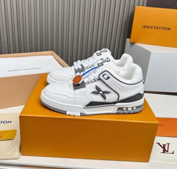 LVE Streetwear Trainer Sneaker – White Grey Edition